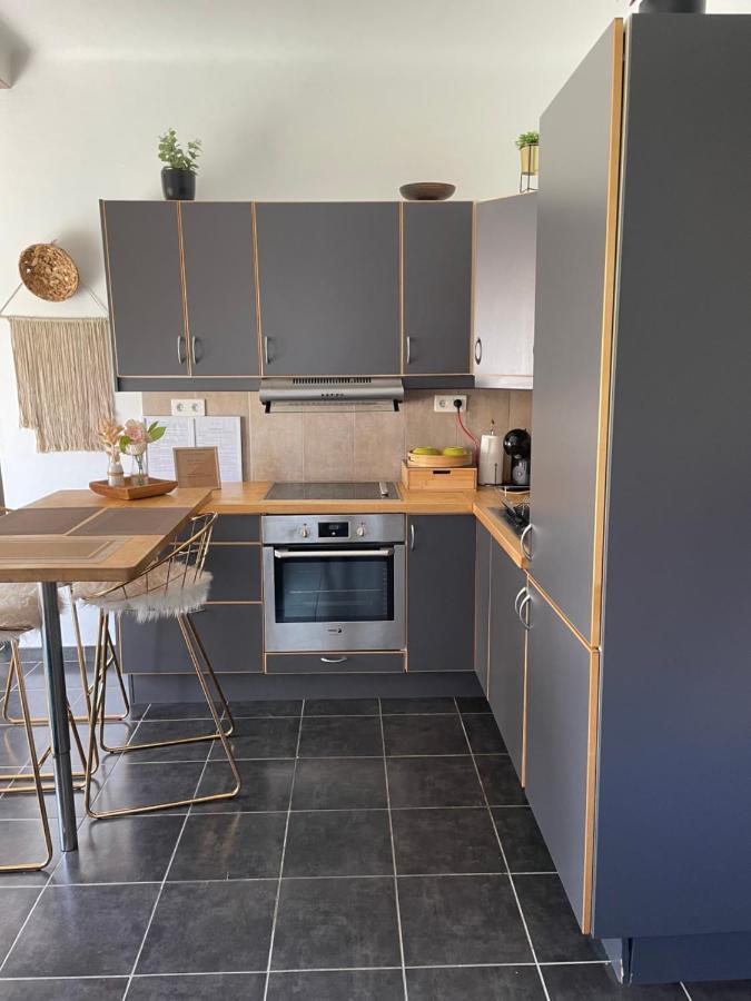Coeur De Juan, Calme, 300m Plages - Easy Check-in Apartment Antibes